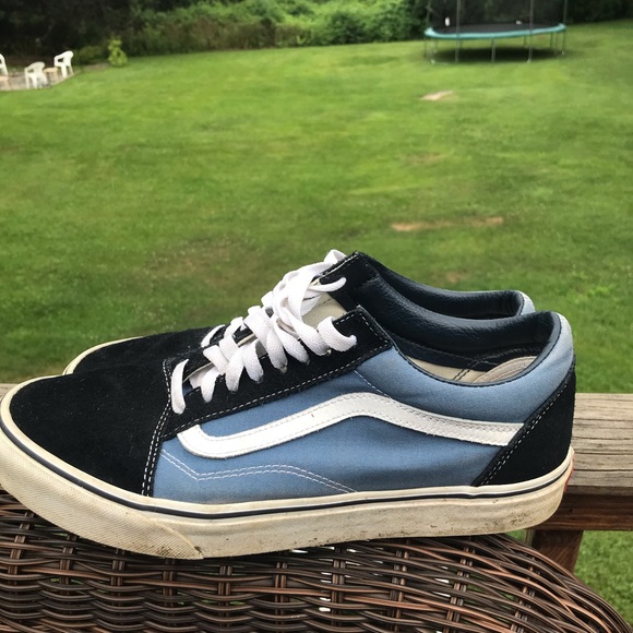 Men’s US size 10.5 - Picture 2 of 4